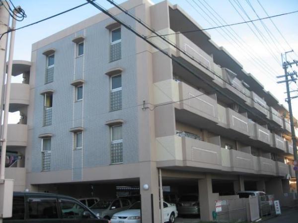 建物外観　宅配BOX・ネット無料付き！