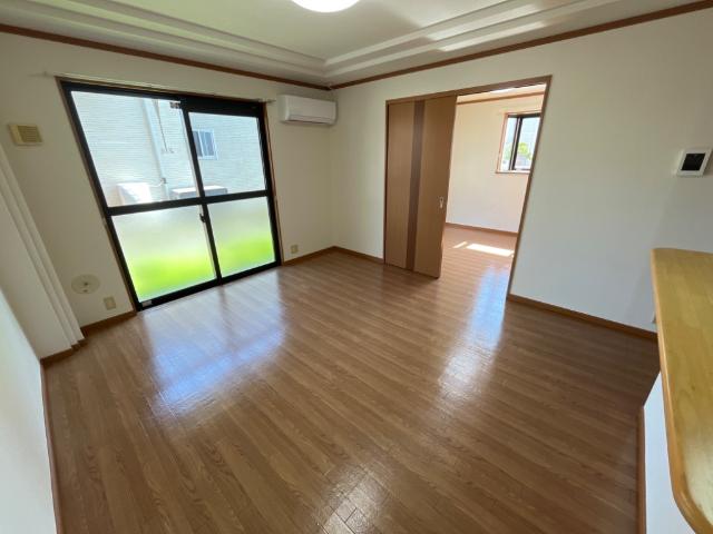 居室・リビング　リビング