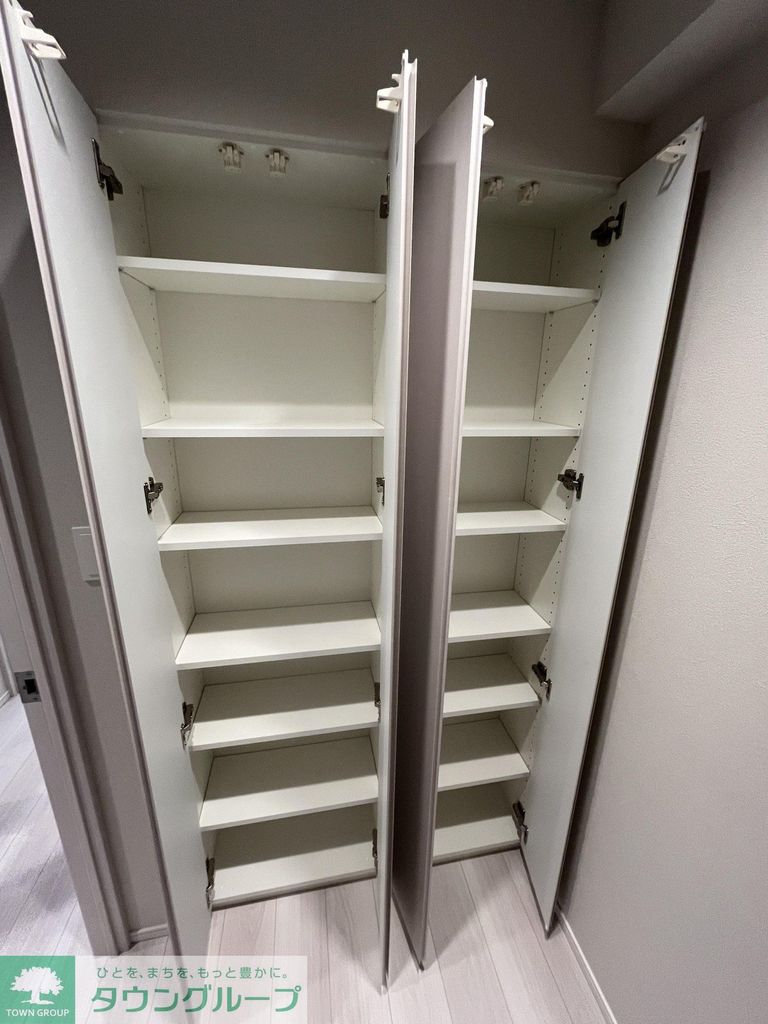 収納　バルコニー