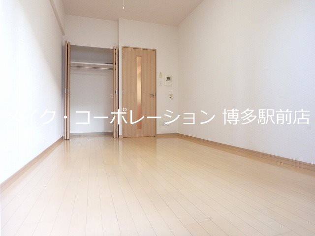 居室・リビング　※入居駐車の為別部屋写真使用現状優先