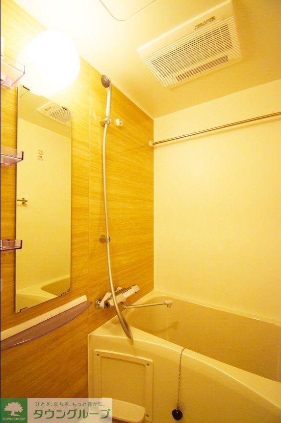 バス・シャワールーム　同物件別部屋写真