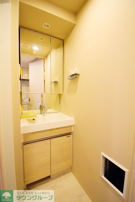 洗面設備　同物件別部屋写真