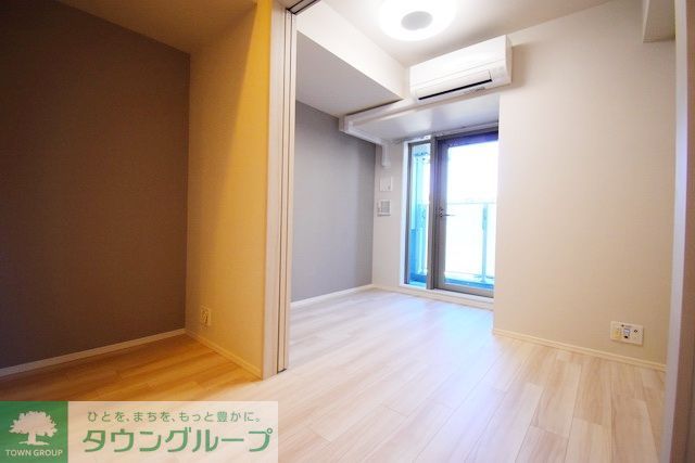 居室・リビング　同物件別部屋写真