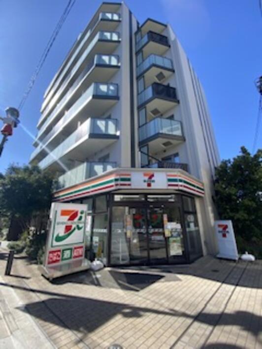 コンビニ　セブンイレブン品川豊町6丁目店（コンビニ）まで221m