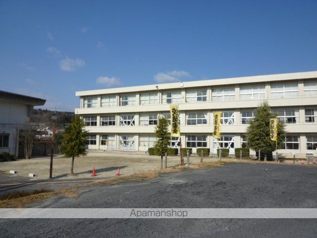 小学校　土岐小学校（小学校）まで792m