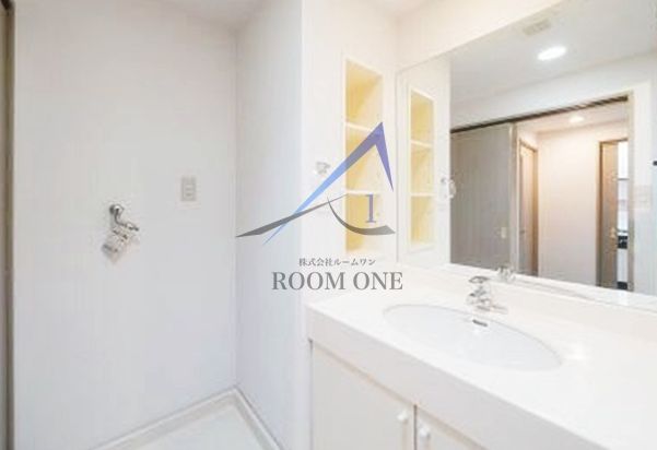 洗面設備　洗面台です。