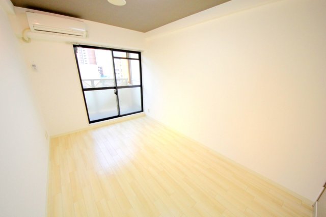 居室・リビング　アクエルド大淀