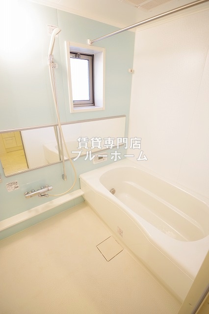 バス・シャワールーム　素敵な浴室です！