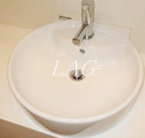 洗面設備　独立洗面台です。