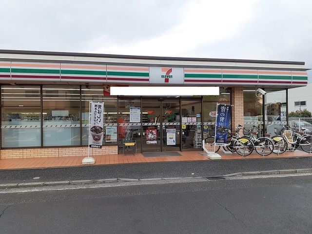 コンビニ　セブンイレブン（コンビニ）まで350m