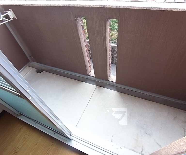 バルコニー　西向きのバルコニーです。