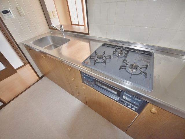 キッチン　※他号室参考写真