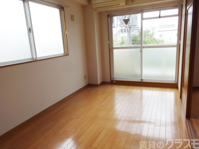 その他部屋・スペース　窓からの光がいい感じです。