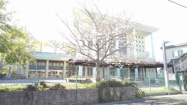 小学校　大在西小学校（小学校）まで1400m