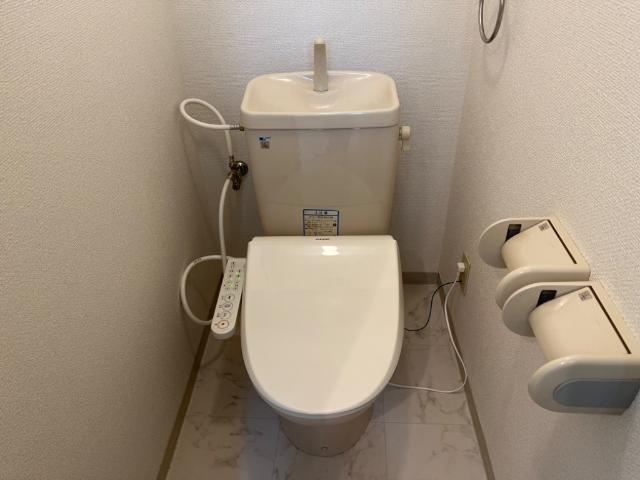 トイレ　シャワー付トイレ