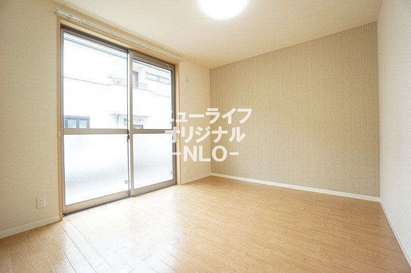 その他部屋・スペース　アクセントクロスで落ち着いた雰囲気の洋室6.4帖☆