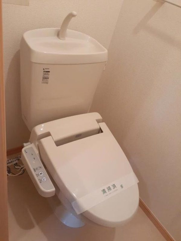 トイレ　図面と現状に相違がある場合には現状を優先