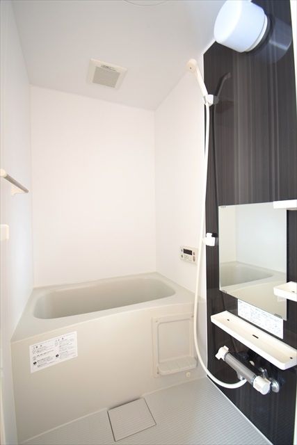 バス・シャワールーム　別部屋参照写真