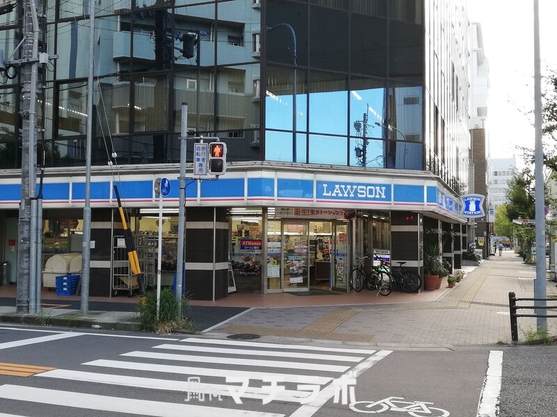 コンビニ　ローソン東区泉１丁目店（コンビニ）まで177m