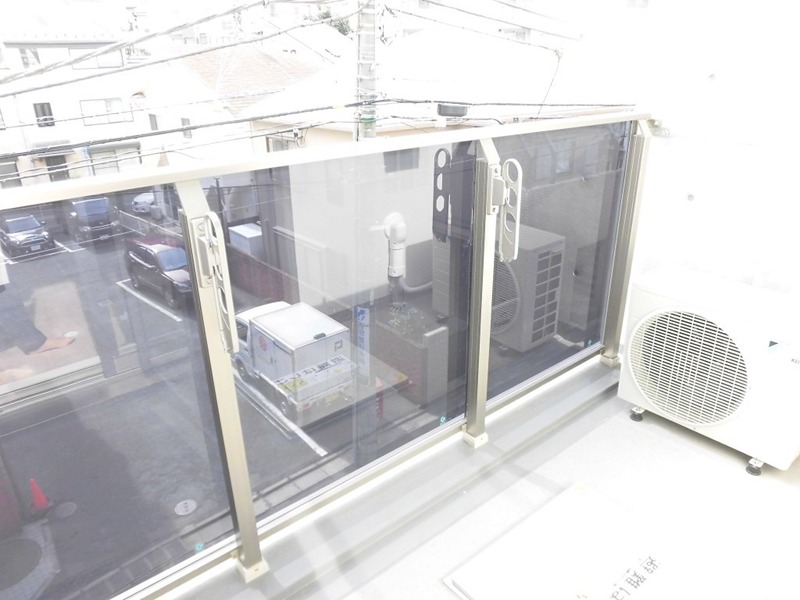 バルコニー　※同仕様写真含む