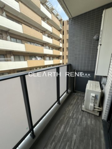 バルコニー　広々バルコニー付