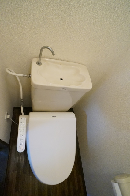 トイレ　バストイレ別なので毎日快適にお過ごしいただけます♪