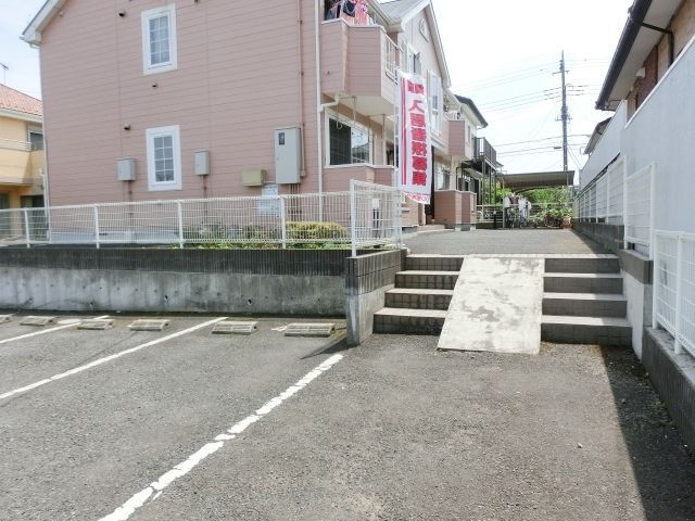 エントランス　物件入口はこちらです。