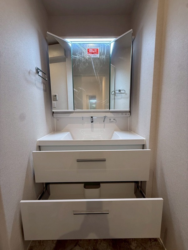 洗面設備　別部屋参考写真