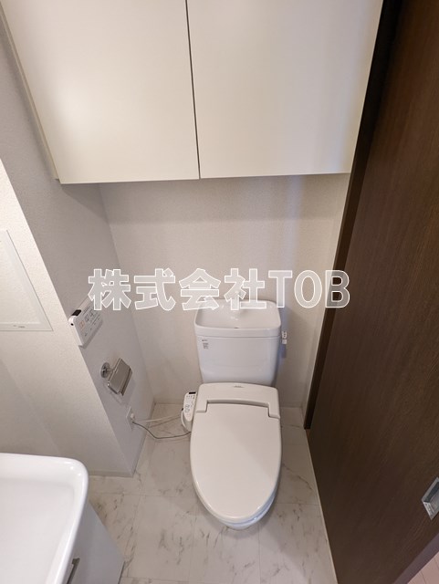 トイレ　※別号室同間取り参考写真