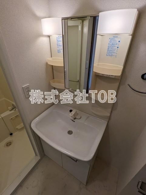 洗面設備　※別号室同間取り参考写真