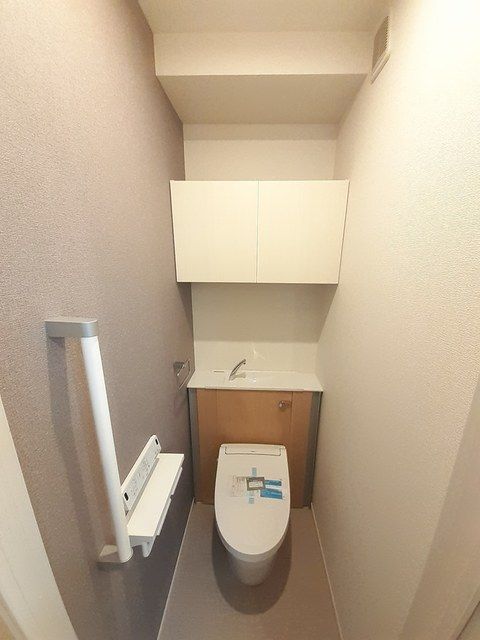 トイレ　落ち着いたトイレです