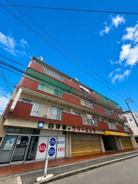 建物外観　鉄筋コンクリート造・ガッチリした建物です♪♪