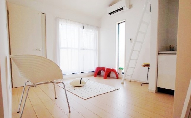 居室・リビング　家具・備品は付きません・別部屋参考写真となります