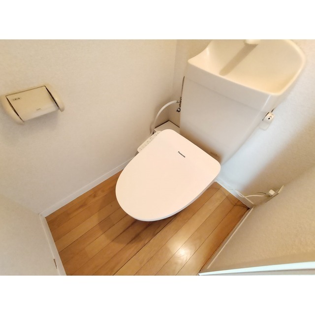 トイレ　同型写真です
