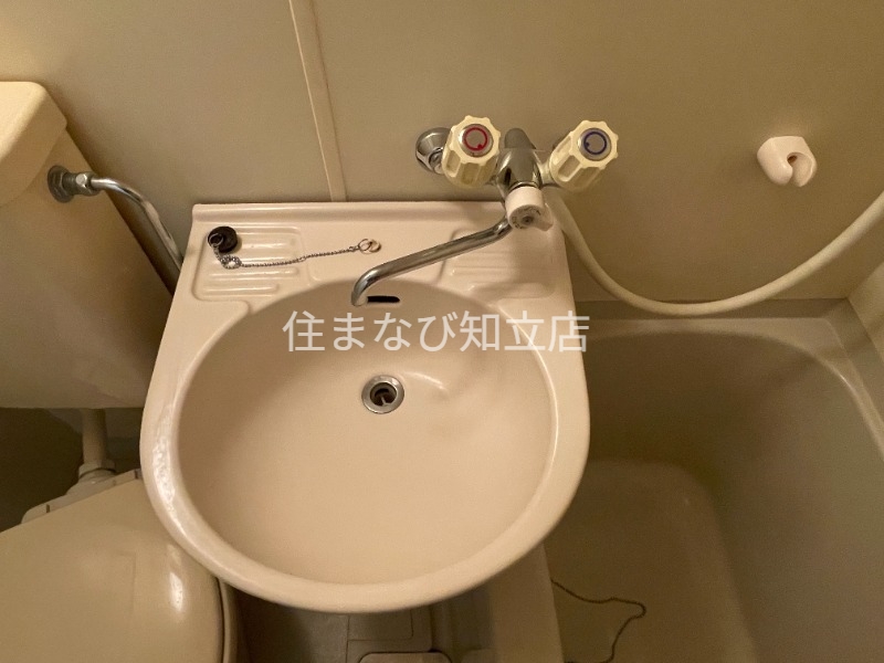 洗面設備　同型タイプ