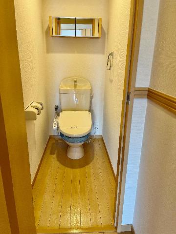 トイレ　トイレ