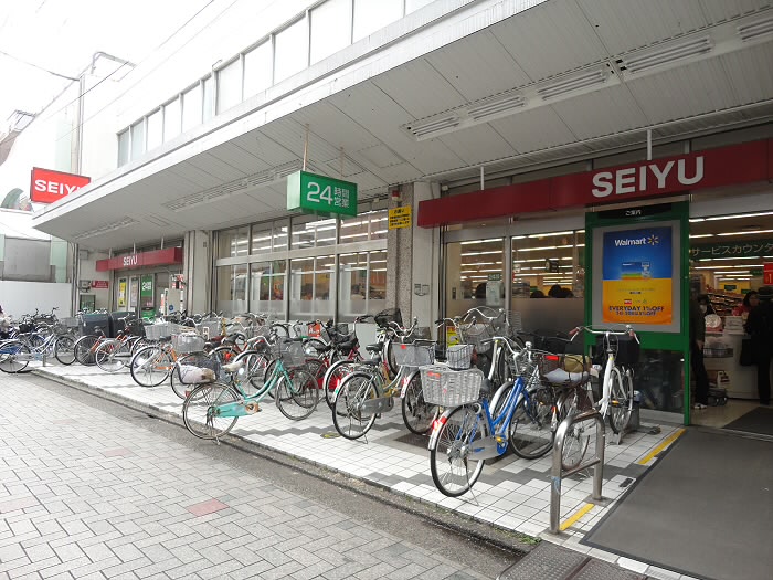 スーパー　西友仙川店（スーパー）まで370m
