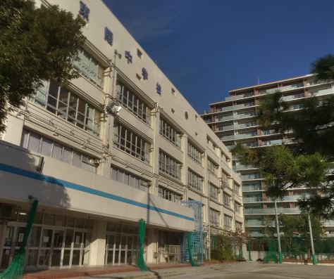 中学校　東陽中学校（中学校）まで763m