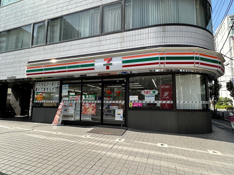 コンビニ　セブンイレブン 墨田緑１丁目店（コンビニ）まで306m