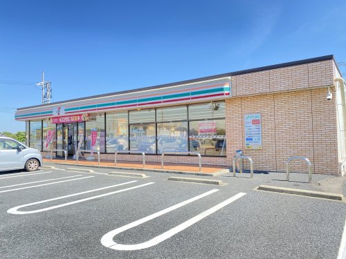 コンビニ　セブンイレブン下津大門町店（コンビニ）まで288m