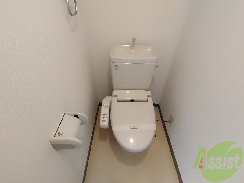 トイレ　トイレは清潔感があり安心して使用できそうです。