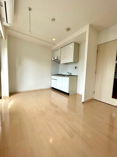 居室・リビング　別部屋参考画像です