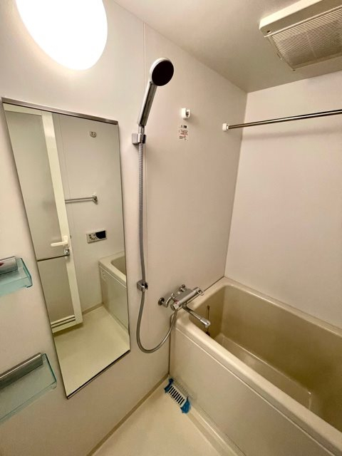 バス・シャワールーム　別部屋参考画像です