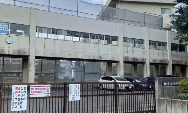 中学校　共和中学校（中学校）まで997m