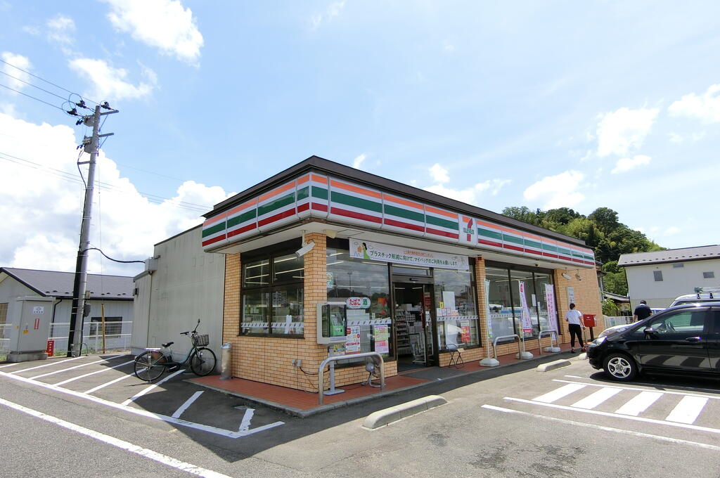 コンビニ　セブンイレブン福島清明町店（コンビニ）まで499m