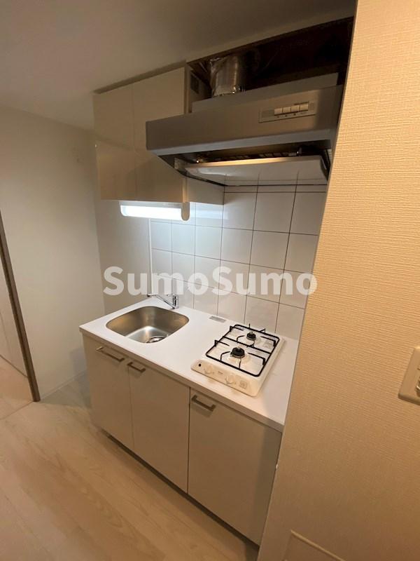 キッチン　コンパクトなキッチンで掃除もラクラク