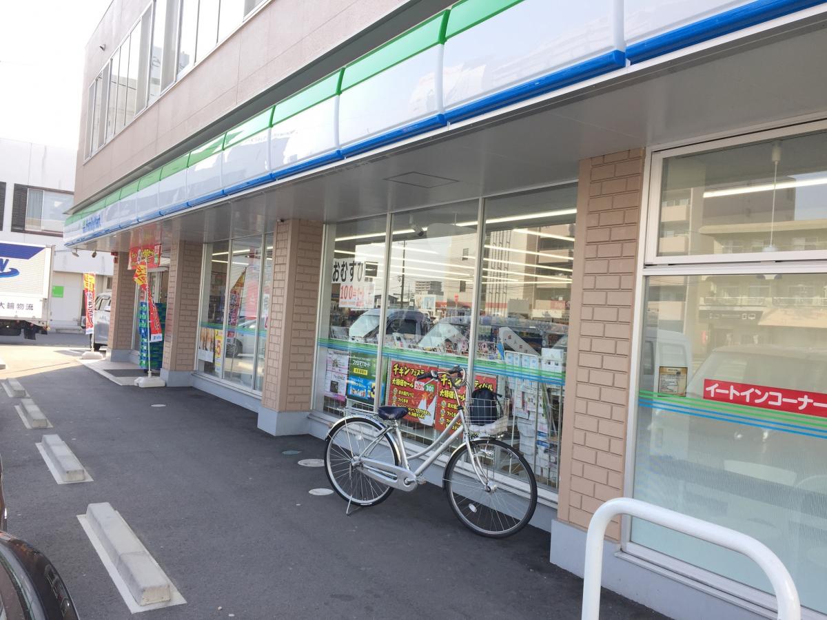 コンビニ　ファミリーマート岡山問屋町店（コンビニ）まで107m