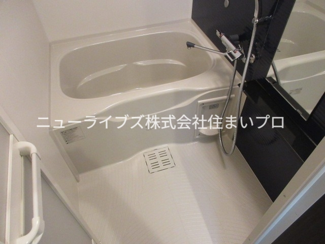 京阪本線 寝屋川市駅 徒歩10分 3階建 築4年の風呂写真