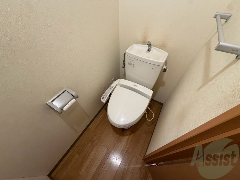 トイレ　トイレです。ウォシュレット付を探している方、おすすめです！