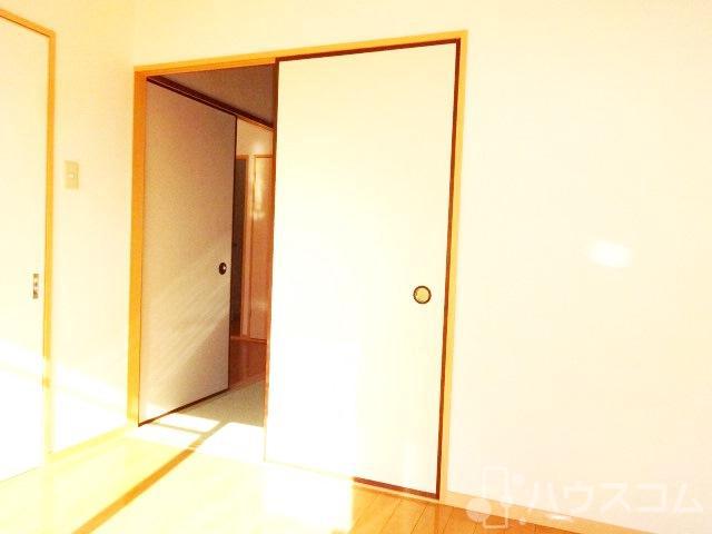 その他設備　天袋まである収納です♪